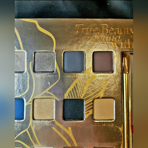 Lorac Beauty and The Beast Palette - Picture 6 of 12
